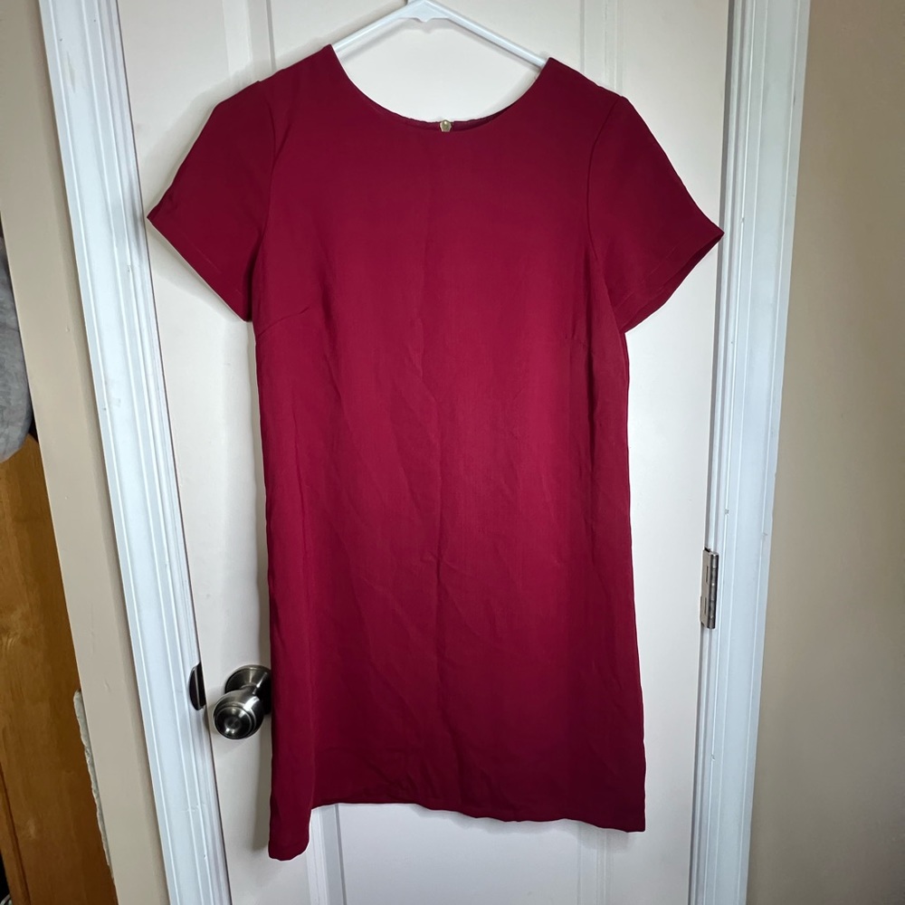 Lulus size small maroon shift dress